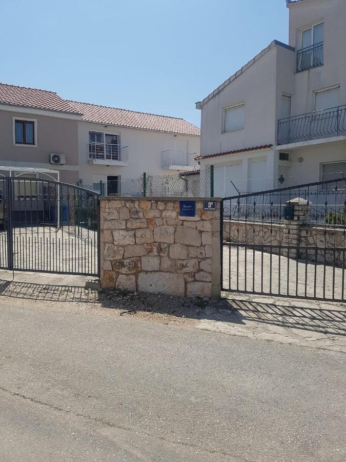 Apartmani Tamaris Murter Buitenkant foto